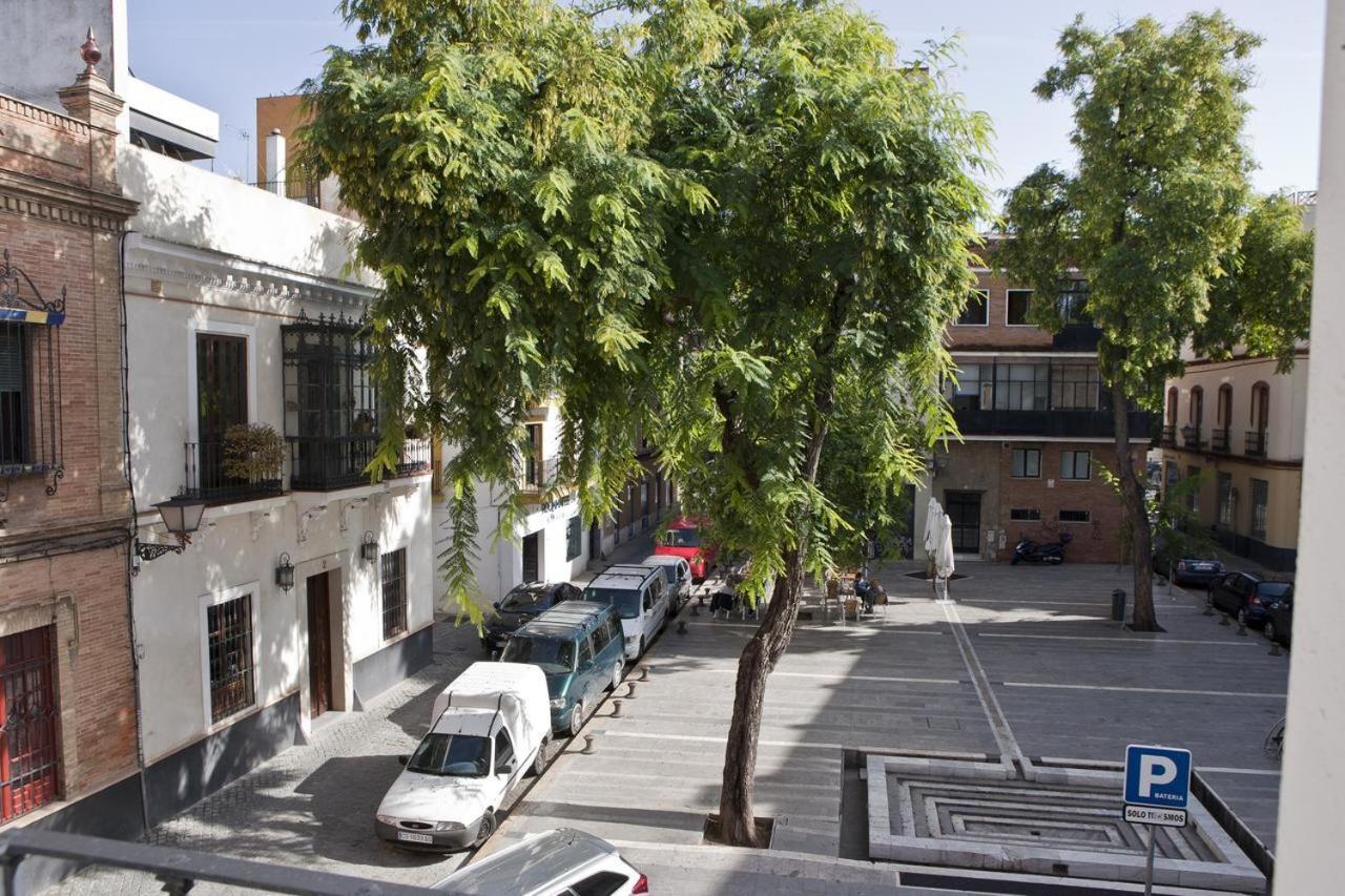 Plaza De Los Curtidores Sevilla Bagian luar foto